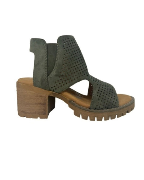Heeled Sandal in Khaki