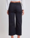 Mid Rise Crop Jeans - Black