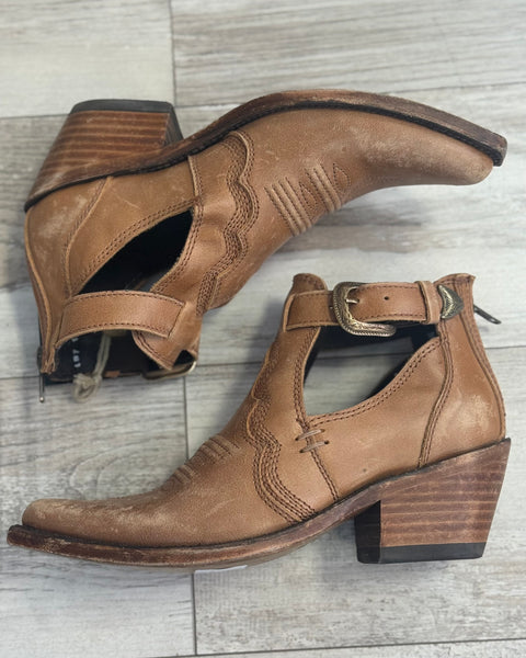 Pecan Cutout Bootie *BEST SELLER*