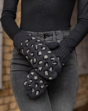 Charcoal Leopard Mittens